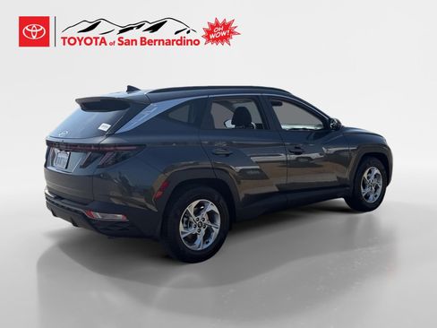 Used 2022 Hyundai Tucson SEL FWD image 5