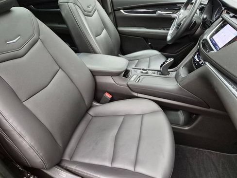 Certified 2023 Cadillac XT5 Premium Luxury AWD/4WD image 27