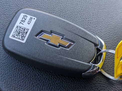 New 2026 Chevrolet Trax LT w/ Driver Confidence Package FWD image 24