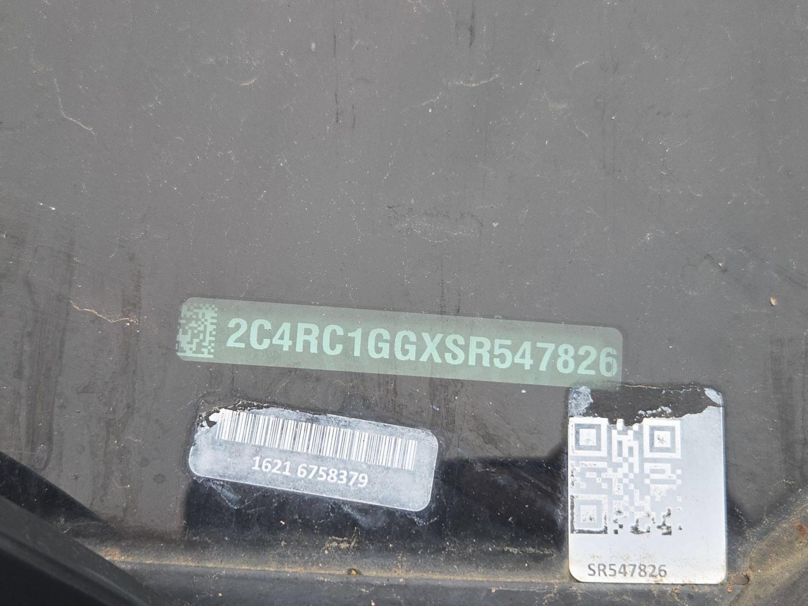 Used 2025 Chrysler Pacifica Limited FWD image 6