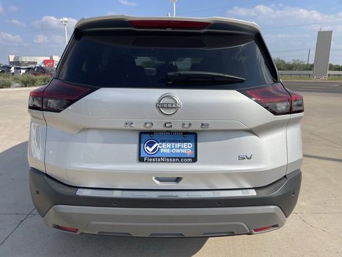 Certified 2023 Nissan Rogue SV image 4