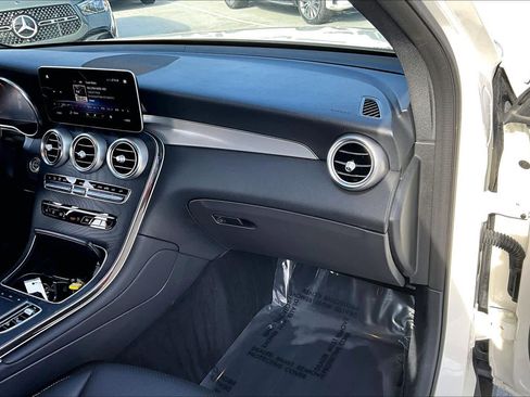 Used 2022 Mercedes-Benz GLC 300 image 16