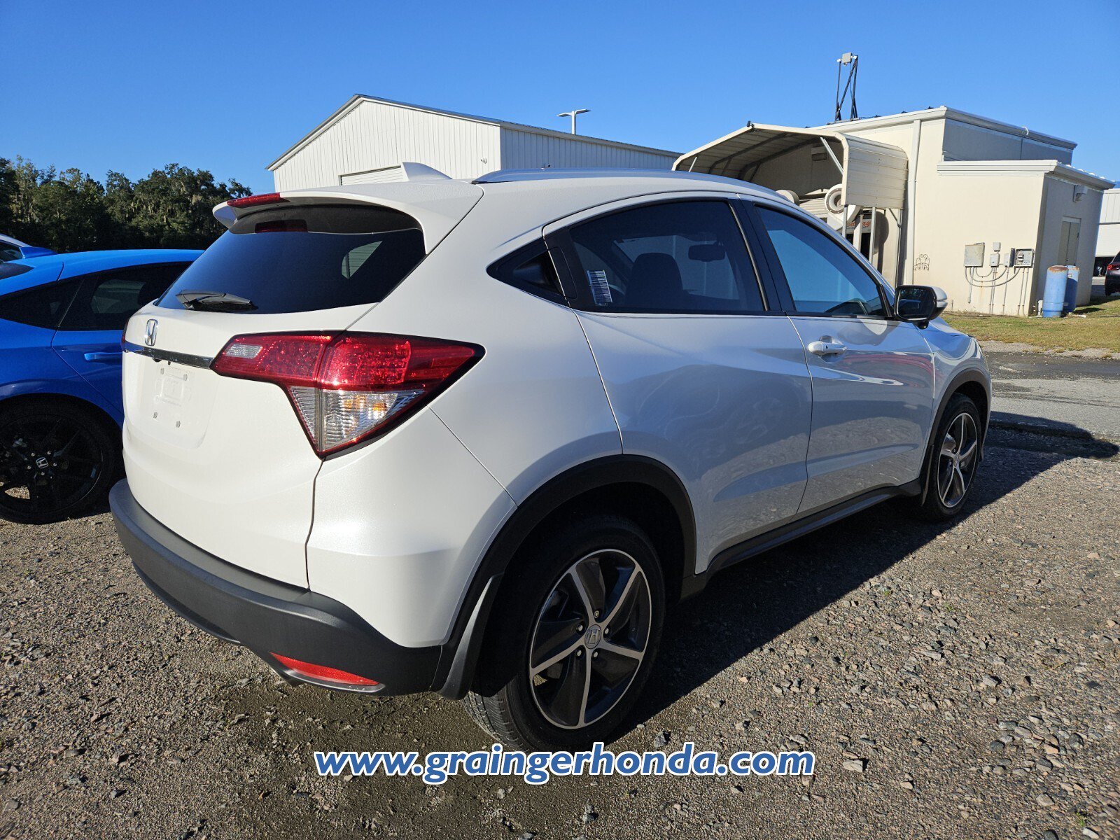 Used 2021 Honda HR-V EX-L image 6