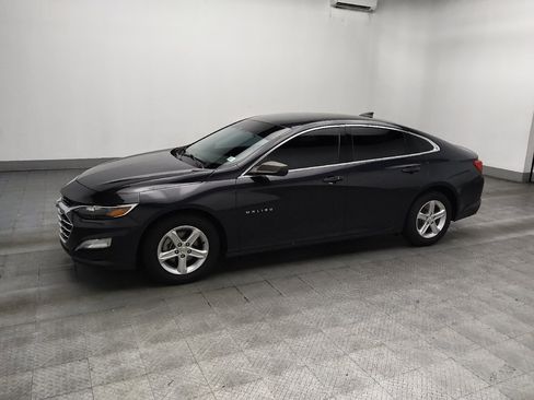 Used 2023 Chevrolet Malibu LS FWD image 2
