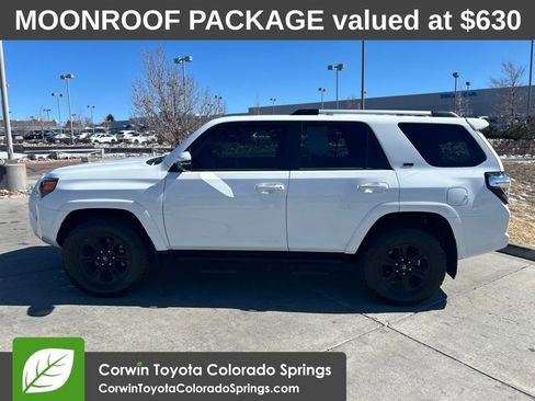 Used 2024 Toyota 4Runner SR5 Premium w/ Moonroof Package image 4