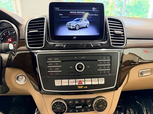 Used 2018 Mercedes-Benz GLE 350 image 41