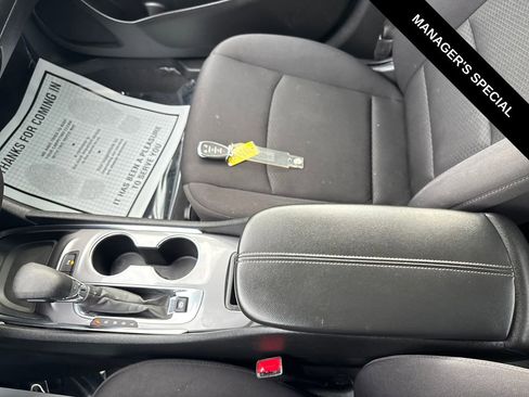 Used 2024 Chevrolet Malibu LT FWD image 28