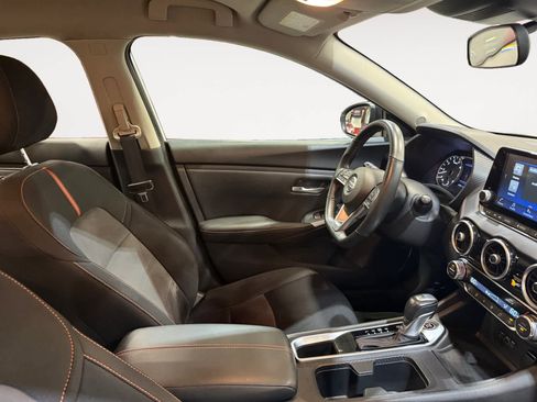 Used 2023 Nissan Sentra SR w/ Midnight Edition Package image 16