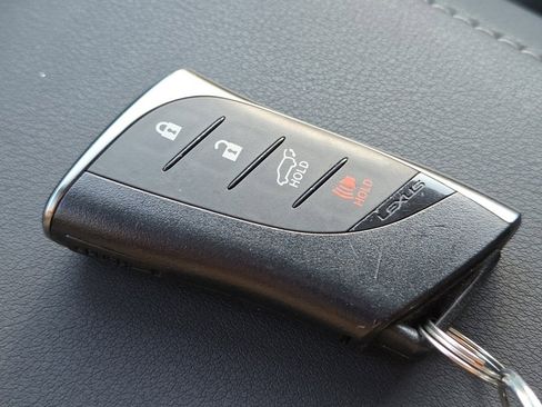 Used 2023 Lexus RX 350h image 39