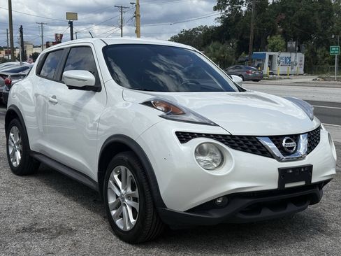 Used 2015 Nissan Juke SL FWD image 9