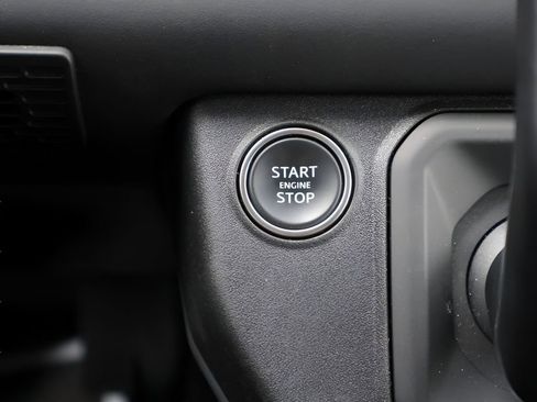 Certified 2024 Land Rover Defender 110 X-Dynamic SE AWD/4WD image 26