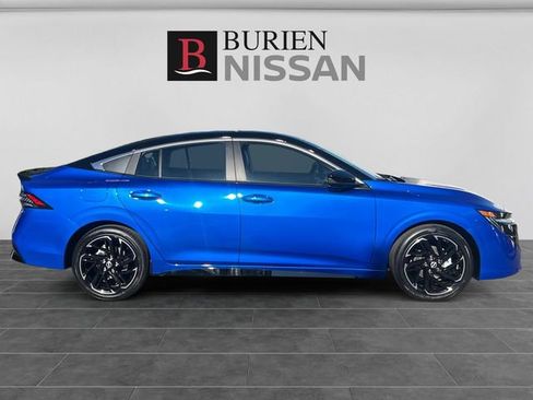 New 2026 Nissan Sentra SR FWD image 6