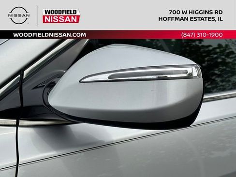 Used 2014 Hyundai Santa Fe Sport w/ Technology Package 04 FWD image 11