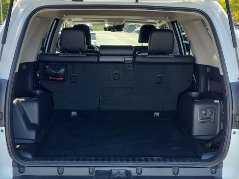 Used 2024 Toyota 4Runner SR5 Premium w/ Moonroof Package RWD image 12