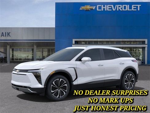 New 2025 Chevrolet Blazer EV LT image 2