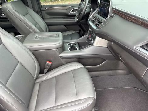 Used 2021 Chevrolet Suburban Z71 w/ Rear Media and Nav Package AWD/4WD image 25