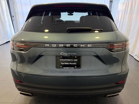 Used 2019 Porsche Cayenne image 8