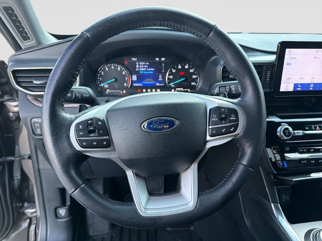 Used 2021 Ford Explorer Limited w/ Hybrid Equipment Group 310A AWD/4WD image 34