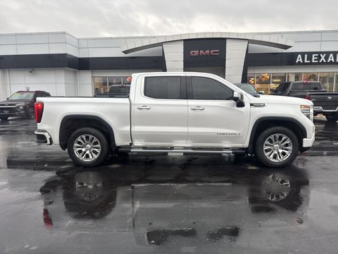 Used 2022 GMC Sierra 1500 Denali image 2