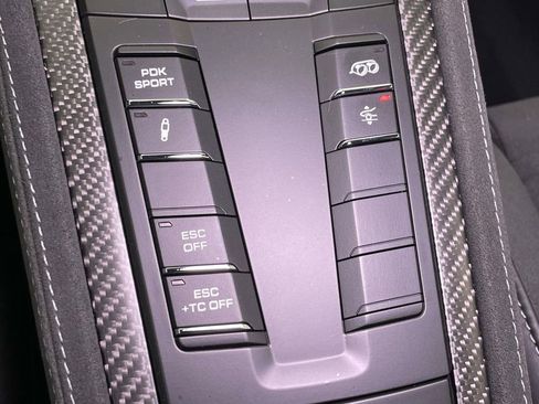 Certified 2025 Porsche 718 Cayman GT4 RS image 29