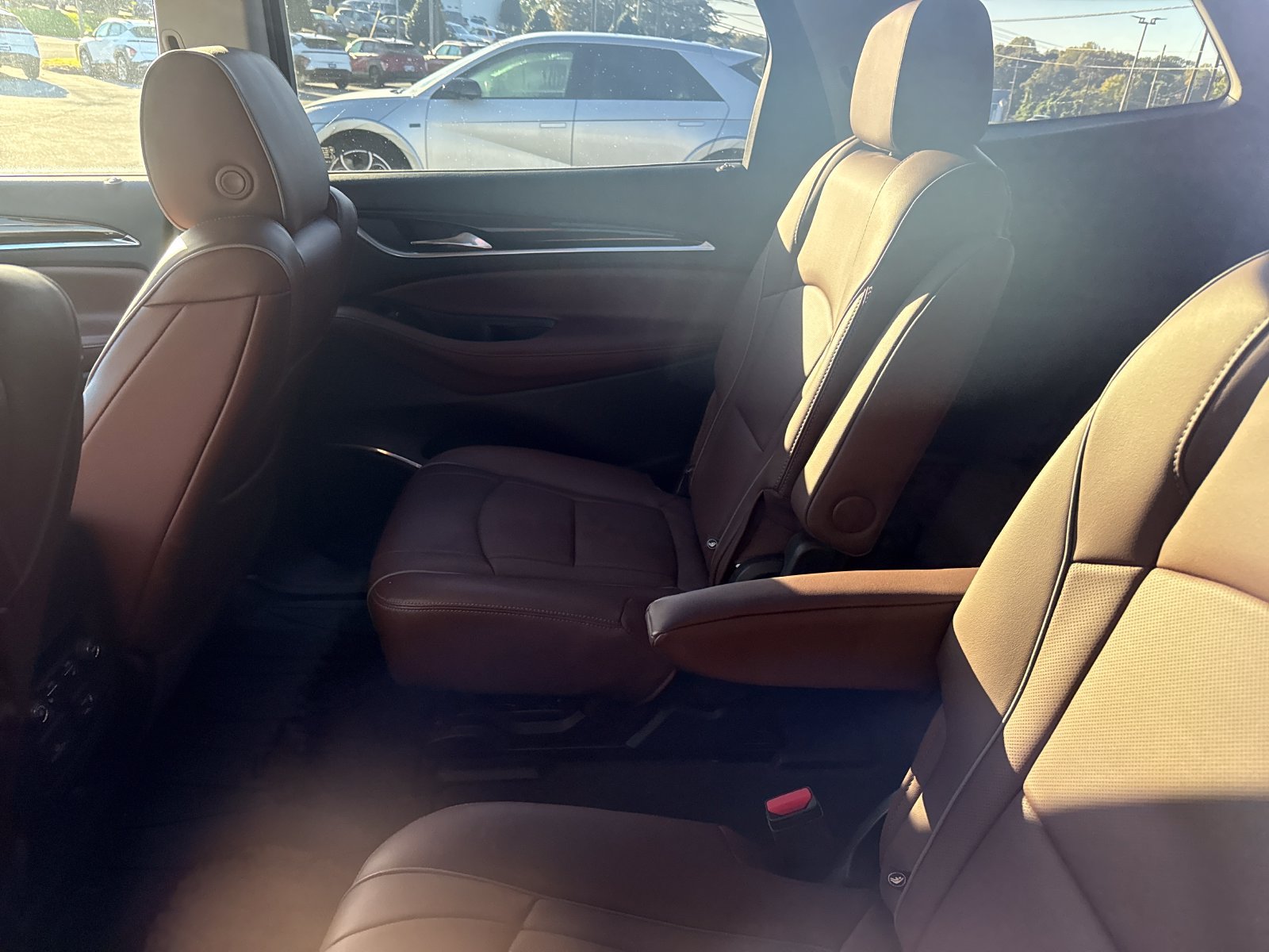 Used 2019 Buick Enclave Avenir AWD/4WD image 11