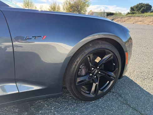 Used 2022 Chevrolet Camaro LT w/ RS Package image 14