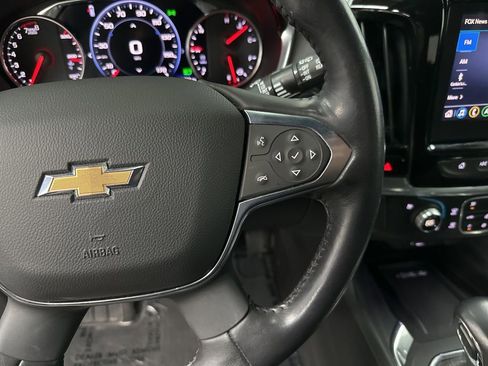 Used 2022 Chevrolet Traverse High Country AWD/4WD image 17