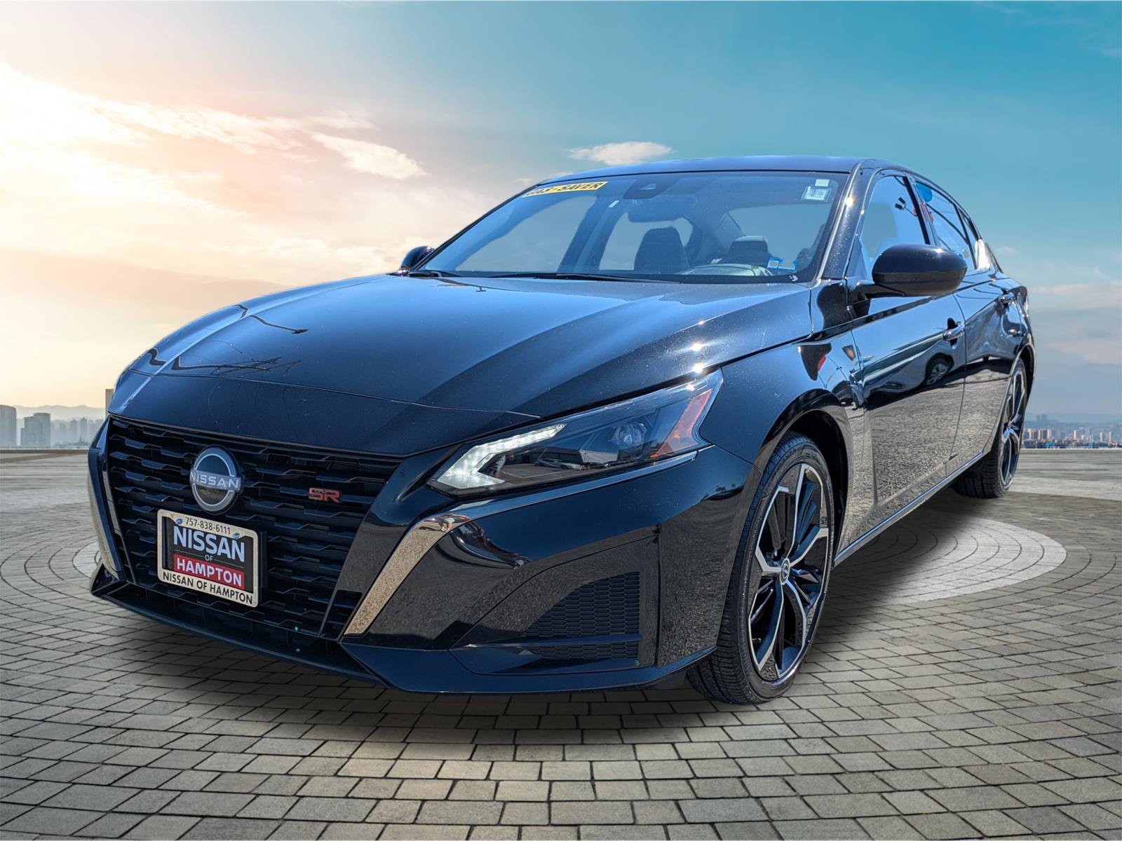 Used 2025 Nissan Altima 2.5 SR FWD image 9
