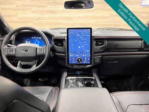Used 2024 Ford Expedition Max Limited AWD/4WD image 2