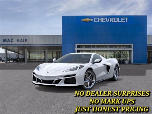 New 2026 Chevrolet Corvette E-Ray image 8