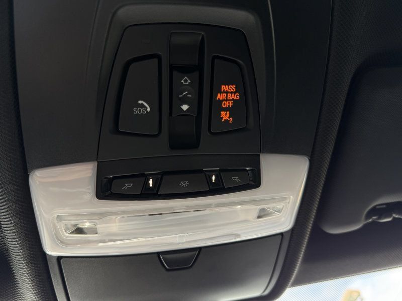 Used 2019 BMW X6 sDrive35i w/ Premium Package RWD image 23