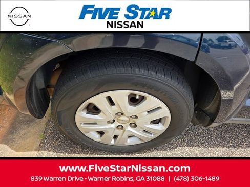 Used 2013 Dodge Journey American Value Package w/ Flexible Seating Group image 10