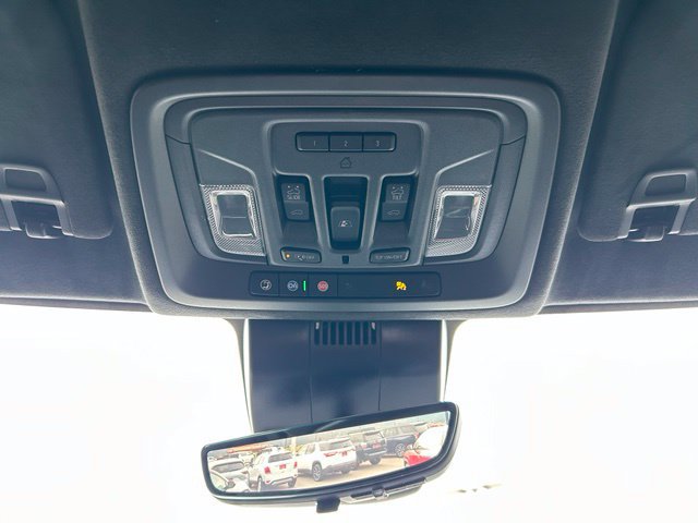 Used 2025 GMC Sierra 1500 Denali Ultimate AWD/4WD image 17