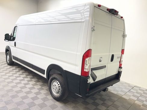 New 2026 RAM ProMaster 2500 w/ Convenience Group FWD image 3