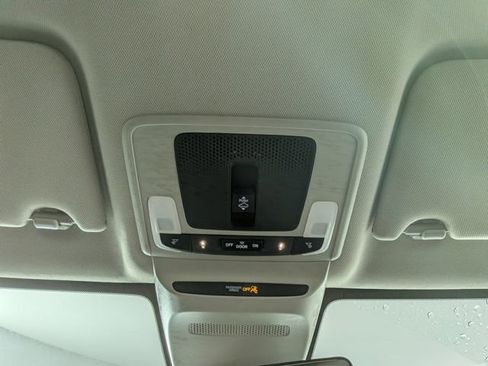 Used 2024 Honda HR-V EX-L image 22