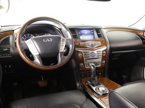 Used 2019 INFINITI QX80 Luxe w/ 22" Wheel Package image 2