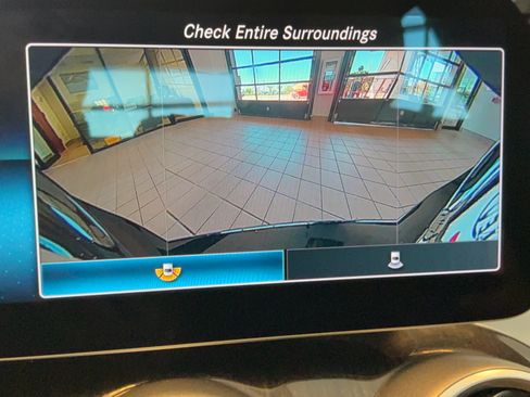 Used 2020 Mercedes-Benz C 300 4MATIC Sedan image 12