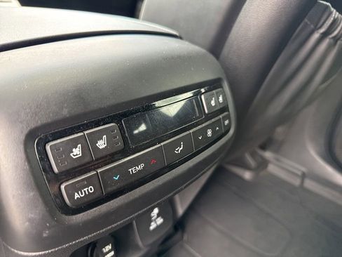 Used 2020 Hyundai Palisade Limited AWD/4WD image 19