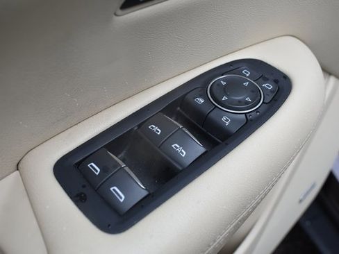 Used 2018 Cadillac XT5 Luxury w/ LPO, Wheel Lock Package image 15