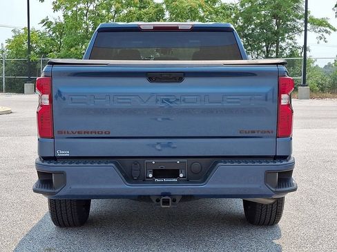 Used 2024 Chevrolet Silverado 1500 Custom AWD/4WD image 8