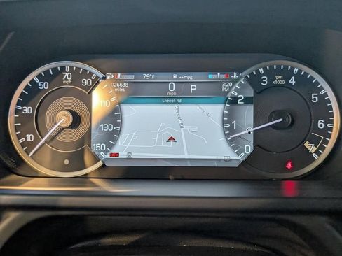 Used 2023 Land Rover Defender 130 SE AWD/4WD image 19