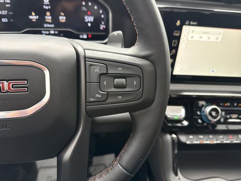 Used 2024 GMC Sierra 1500 AT4 w/ Technology Package AWD/4WD image 25