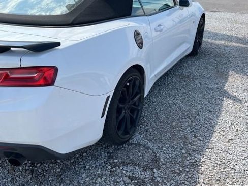 Used 2017 Chevrolet Camaro LT w/ Technology Package image 4