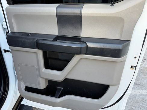 Used 2022 Ford F250 XL w/ Power Equipment Group image 13