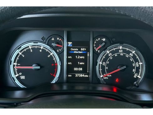 Certified 2023 Toyota 4Runner TRD Off-Road Premium w/ Off Road Premium Plus Package AWD/4WD image 29
