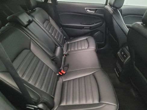 Used 2020 Ford Edge SEL w/ Convenience Package image 19