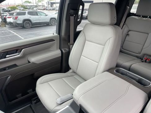 New 2026 GMC Sierra 2500 SLT w/ SLT Premium Package AWD/4WD image 24