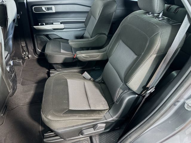 Used 2022 Ford Explorer XLT AWD/4WD image 20