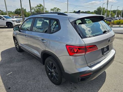 Used 2024 Volkswagen Taos S FWD image 3