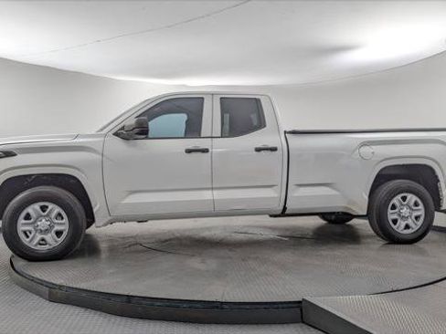 Used 2022 Toyota Tundra SR w/ SR Tow Package image 3